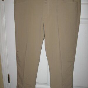 Roundtree & Yorke Performance Chinos Men's 40 x 30 New w/ Tags Beige
